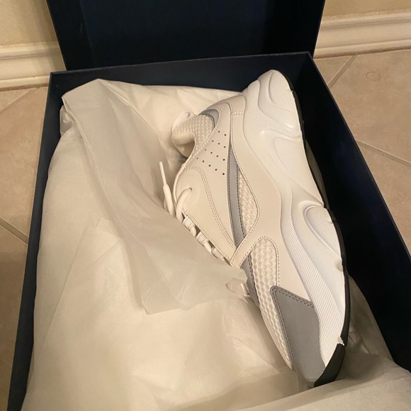 Dior shoes never been worn size size 40. - Picture 6 of 7